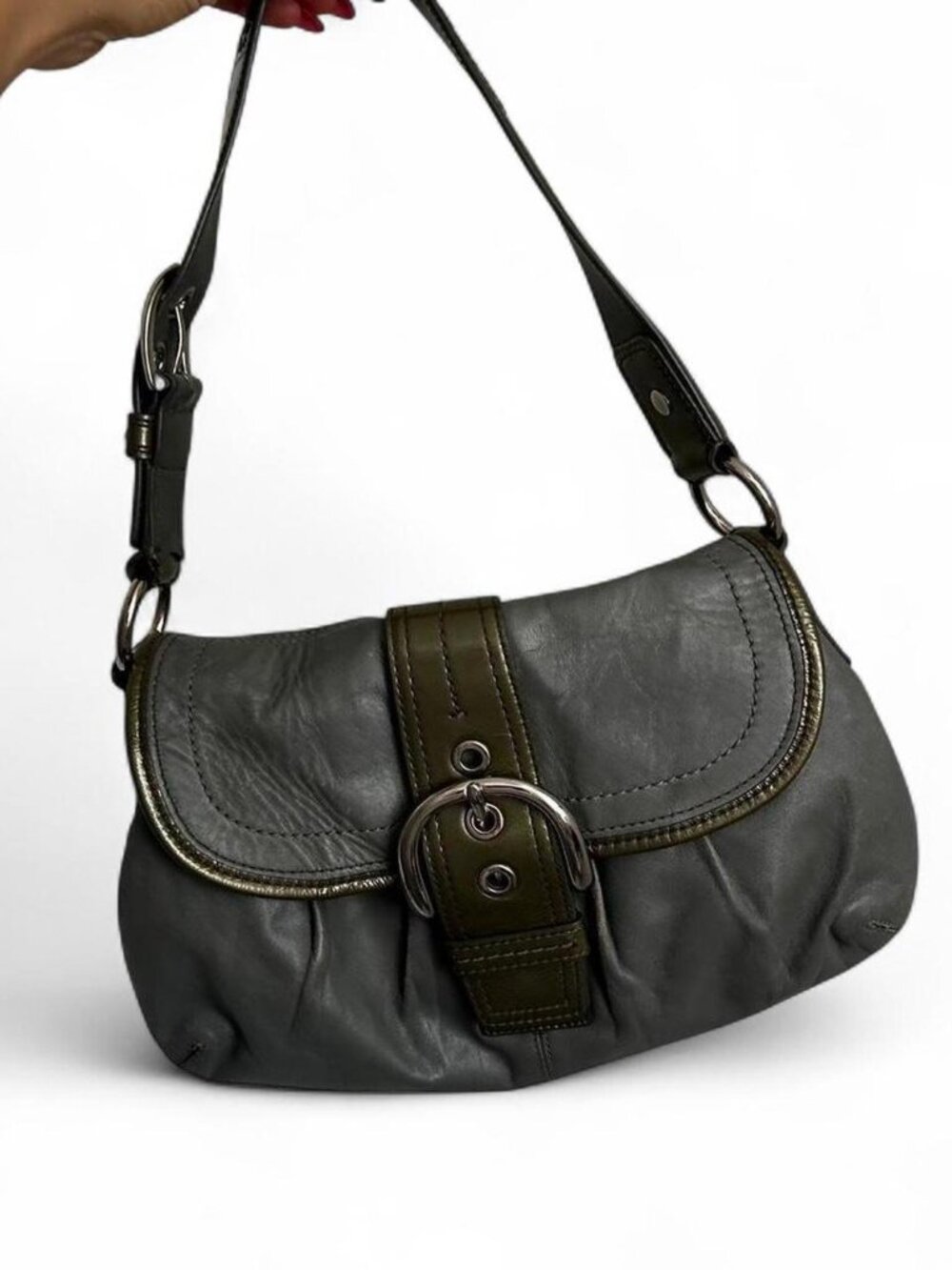vintage Coach Soho pleated shoulder bag featuring gray leather with olive green